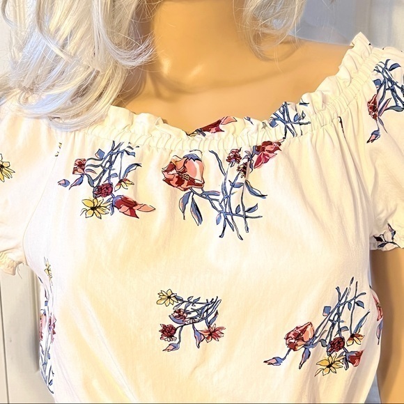 Sky and Sparrow Cream White Floral Crop Top Blouse Small - Picture 4 of 9